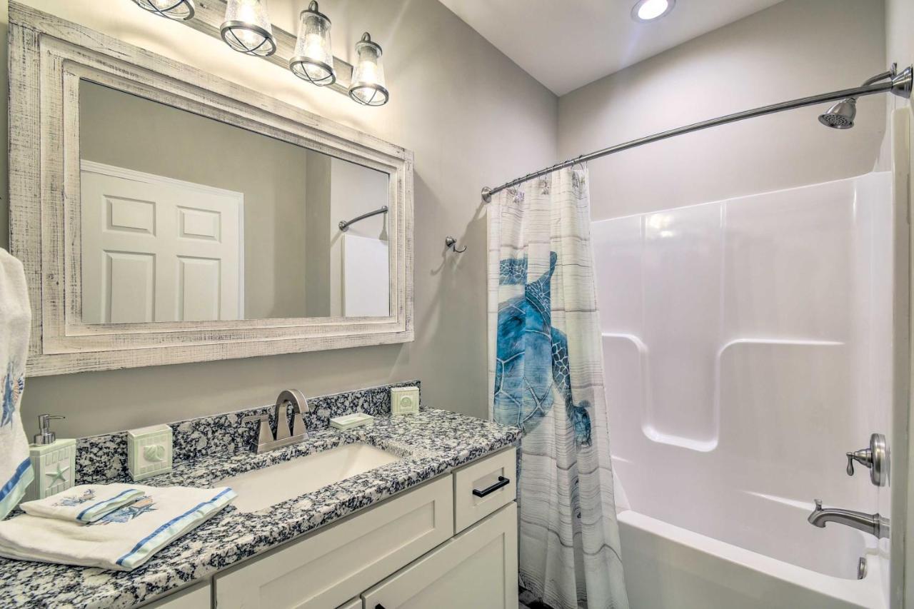 Ocean Isle Beach Home With Shared Lanai And Grill Luaran gambar